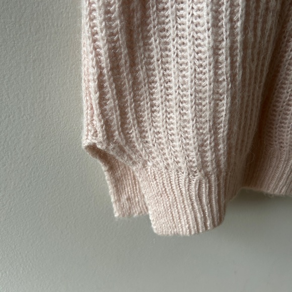Tristan pale pink cropped super soft sweater in L - Picture 5 of 6